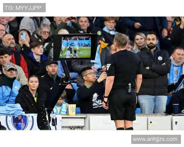 瓜迪奥拉愤怒指责裁判VAR失误致球队遭遇惨败 瓜迪奥拉愤怒指责裁判VAR失误致球队遭遇惨败